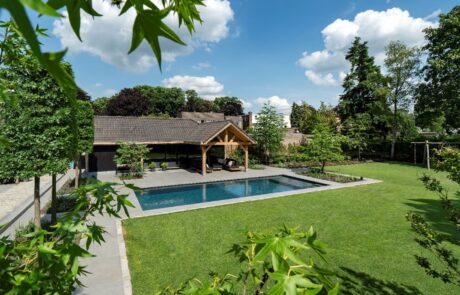 Project LipsGroen tuin met zwembad 3